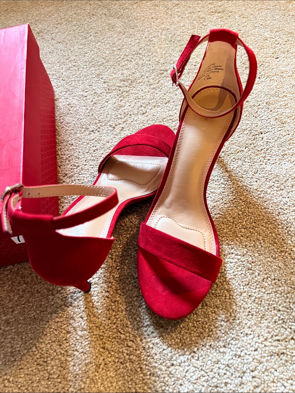 Kelly & Katie Kirstie Red Women's Ankle-Strap Open-Toe Sandals. NWT.